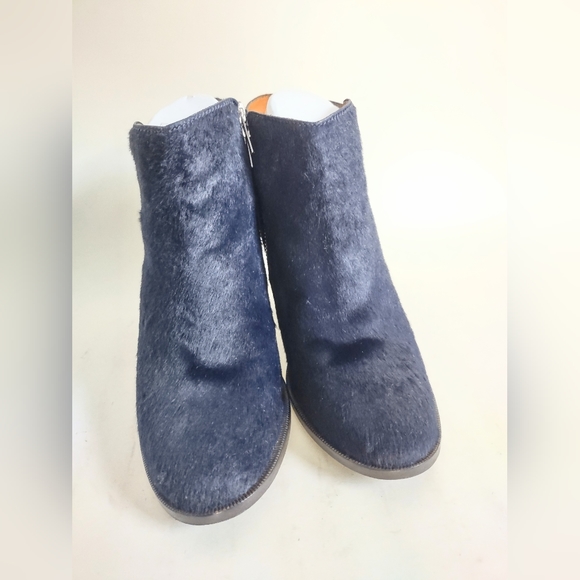 Madewell Sz 7 Ankle Bootie Boot Navy Blue Calf Hair Stacked Block 3.5" Heel - Picture 6 of 12